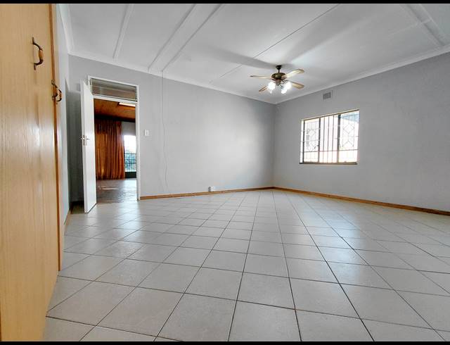 3 BEDROOM FREESTANDING FOR SALE IN POLOKWANE CENTRAL